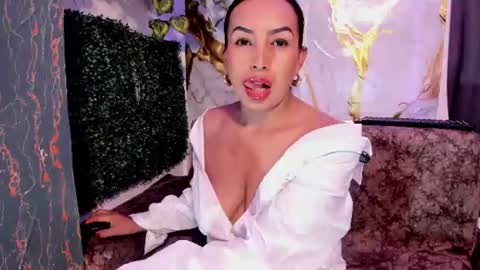 Snapshot of meleekxxx chatting on June 20, 2026, 8:11 pm MeleekXXX online show from June 20, 2026, 8:11 pm