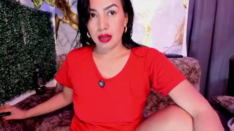 Snapshot of meleekxxx chatting on June 22, 2026, 8:17 pm MeleekXXX online show from June 22, 2026, 8:17 pm