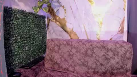 Snapshot of meleekxxx chatting on July 20, 2026, 8:00 pm MeleekXXX online show from July 20, 2026, 8:00 pm