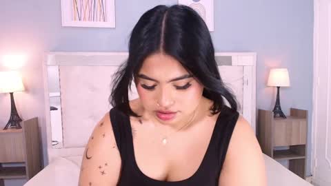 Snapshot of meli_blad chatting on January 28, 2025, 1:29 am meli_blad online show from January 28, 2025, 1:29 am