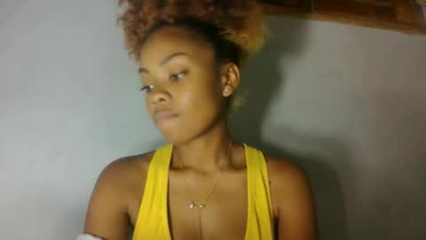 meliana98 online show from October 19, 2025, 8:42 pm