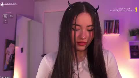 Snapshot of meliflua_a chatting on June 26, 2026, 6:01 pm Meli online show from June 26, 2026, 6:01 pm