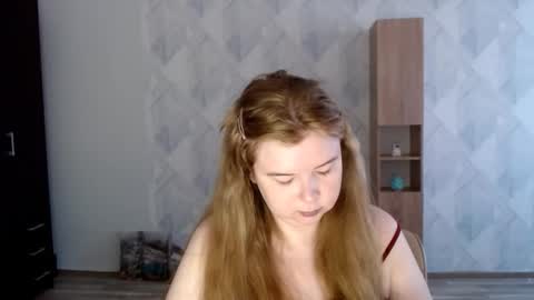 Snapshot of melina_beauty chatting on September 15, 2025, 3:06 am Melina online show from September 15, 2025, 3:06 am