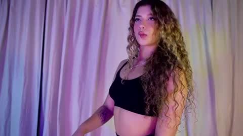 MelinaSmith  online show from July 7, 2026, 1:41 am