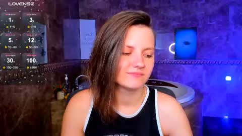 Melinda online show from June 11, 2026, 2:53 am