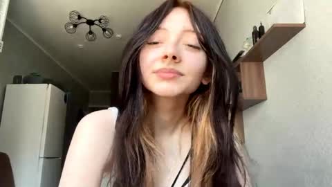 Misa online show from June 7, 2026, 4:49 am