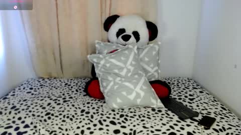 Snapshot of melinna706702 chatting on February 21, 2025, 10:59 pm melinna706702 online show from February 21, 2025, 10:59 pm