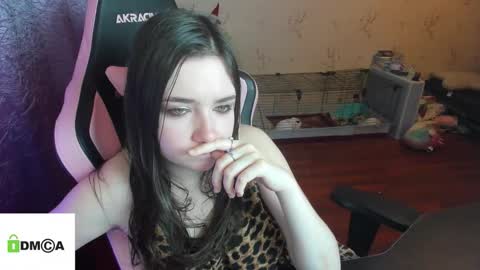 melisanilson online show from December 19, 2025, 8:54 am