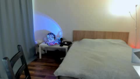 Snapshot of melissa_adamss chatting on April 8, 2026, 11:54 am Melissa online show from April 8, 2026, 11:54 am