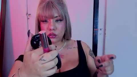 Snapshot of melissa_adamsxxx chatting on June 3, 2026, 2:33 pm Lissa online show from June 3, 2026, 2:33 pm