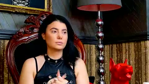 Melissa online show from November 4, 2025, 12:48 pm