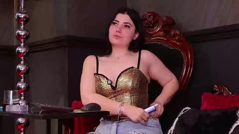Snapshot of melissa_glow chatting on May 6, 2026, 9:14 am Melissa online show from May 6, 2026, 9:14 am