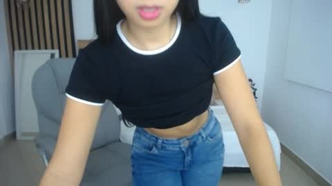Snapshot of melissa_lenox chatting on May 25, 2026, 12:00 pm melissa_lenox online show from May 25, 2026, 12:00 pm