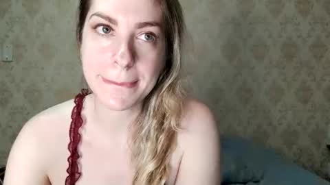 Melissa online show from April 15, 2026, 3:13 am