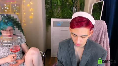 Snapshot of melissa_wells chatting on January 1, 2025, 12:00 am Melissa online show from January 1, 2025, 12:00 am