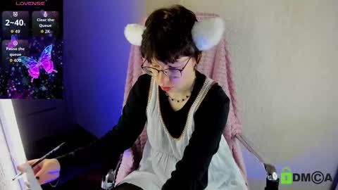 Snapshot of melissa_wells chatting on October 10, 2025, 8:52 pm Melissa online show from October 10, 2025, 8:52 pm