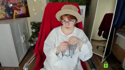 Snapshot of melissa_wells chatting on November 24, 2025, 9:14 pm Melissa online show from November 24, 2025, 9:14 pm