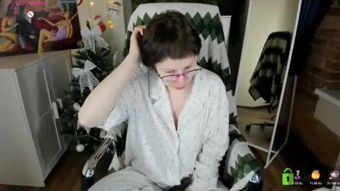 Melissa online show from December 21, 2025, 4:03 pm