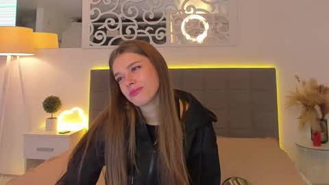 MelissaCrayzy online show from April 2, 2026, 5:27 am