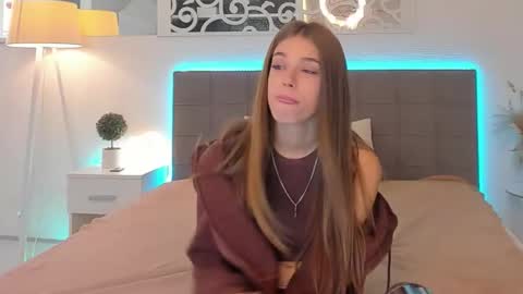MelissaCrayzy online show from April 10, 2026, 7:35 am