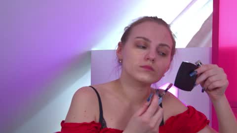 MelissaBerry online show from May 4, 2026, 7:48 am