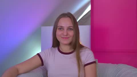 Snapshot of melissamelrey chatting on July 16, 2026, 8:20 am MelissaBerry online show from July 16, 2026, 8:20 am