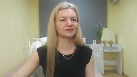 Snapshot of melissatylerbb chatting on May 16, 2026, 10:36 am Melissa online show from May 16, 2026, 10:36 am