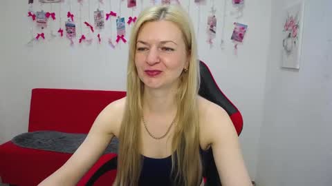 Snapshot of melissatylerbb chatting on May 23, 2026, 6:18 am Melissa online show from May 23, 2026, 6:18 am