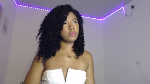 Snapshot of mell_rossi chatting on October 26, 2025, 7:53 pm mell_rossi online show from October 26, 2025, 7:53 pm