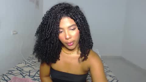 Snapshot of mell_rossi chatting on December 16, 2025, 9:03 am mell_rossi online show from December 16, 2025, 9:03 am