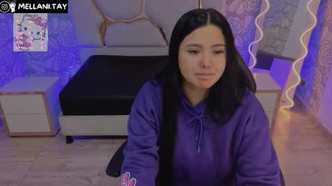 Mellani  online show from November 30, 2025, 3:32 am