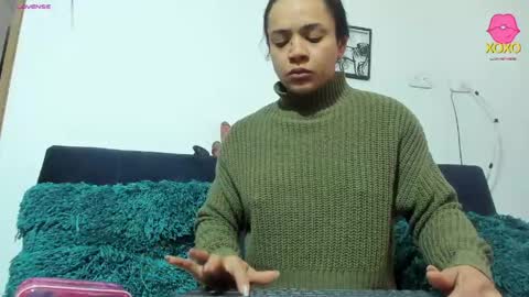 Snapshot of mellanie33 chatting on June 8, 2026, 12:49 pm mellanie online show from June 8, 2026, 12:49 pm