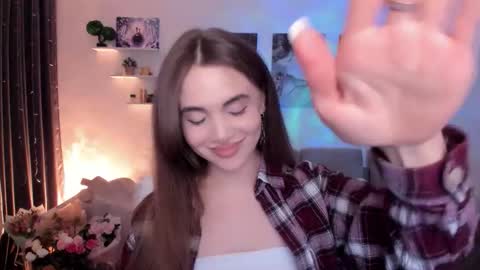 Tessa online show from December 19, 2025, 8:27 pm