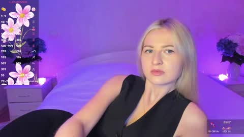 Mellina online show from October 23, 2025, 9:46 pm