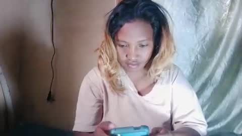 Snapshot of mellissia02 chatting on May 15, 2026, 5:47 am mellissa online show from May 15, 2026, 5:47 am