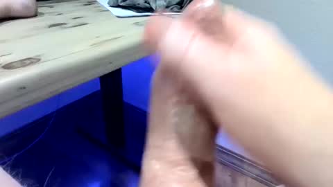 Snapshot of mellomike chatting on December 4, 2024, 4:32 am mellomike online show from December 4, 2024, 4:32 am