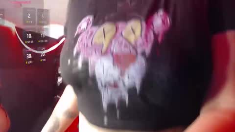 Debora online show from November 3, 2025, 6:42 pm