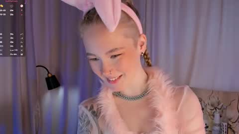 melodievejar online show from June 30, 2026, 4:24 am