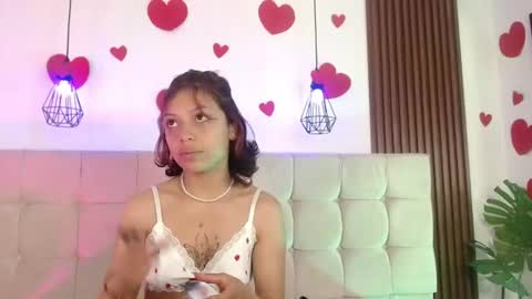 Snapshot of melody701583as chatting on August 7, 2026, 1:13 pm melody701583as online show from August 7, 2026, 1:13 pm