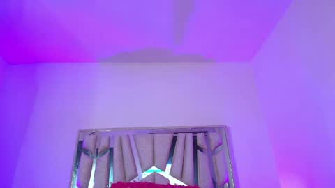    online show from April 24, 2026, 9:50 pm