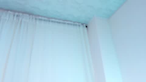 Snapshot of melody_blake16 chatting on December 14, 2024, 2:21 pm online show from December 14, 2024, 2:21 pm