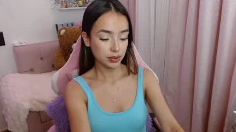 Snapshot of melody_brawns chatting on May 19, 2026, 11:22 pm Tatiana online show from May 19, 2026, 11:22 pm
