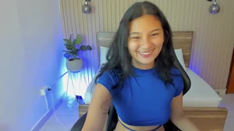 Snapshot of melody_flowers chatting on January 20, 2025, 12:18 pm Melody online show from January 20, 2025, 12:18 pm