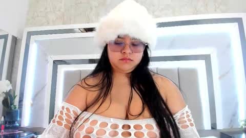 melodycharlotte online show from October 18, 2025, 1:12 pm