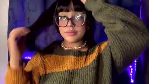 Snapshot of melodydreams1520 chatting on October 27, 2025, 8:18 am melodydreams1520 online show from October 27, 2025, 8:18 am