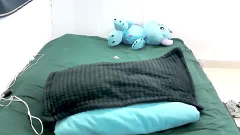 Snapshot of melodyqueen_ chatting on November 3, 2025, 1:40 am melodyqueen_ online show from November 3, 2025, 1:40 am