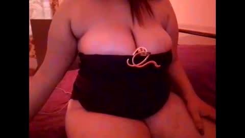 Snapshot of meltednorth6 chatting on November 23, 2025, 8:47 am Merry online show from November 23, 2025, 8:47 am