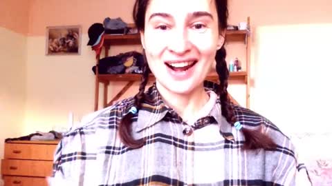 Yummygirl online show from January 2, 2025, 6:40 am