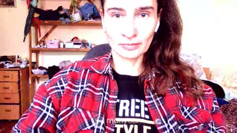 Yummygirl online show from November 11, 2025, 6:57 am