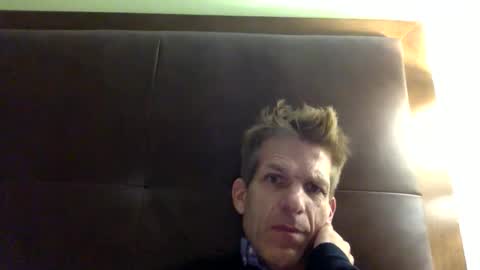 Snapshot of men2024again chatting on November 17, 2025, 3:01 am Andres online show from November 17, 2025, 3:01 am